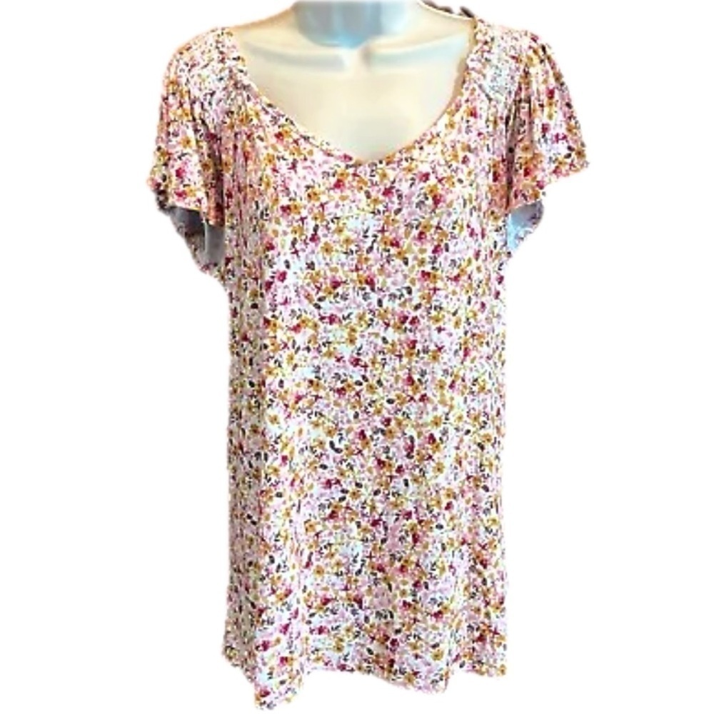 Torrid Super Soft Knit Floral Pink White V Neck Short Sleeve Top 2X 2 pullover